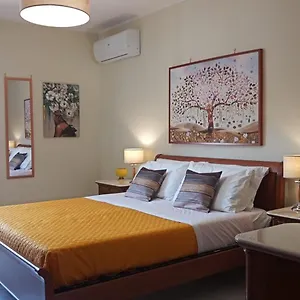 https://lorenzoguestsuite.palermohotels.org